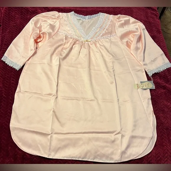 NWT Vtg 1970s Christian Dior Soft Pink Satin Look Lingerie Lace Details - Picture 6 of 13